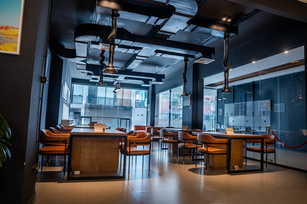 Adorsi dining room